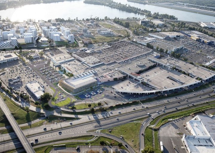 Vue du ciel du Boulevard Aliénor d'Aquitaine